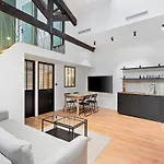 Loft Spacieux Pour 10 Personnes Avec Terrasse