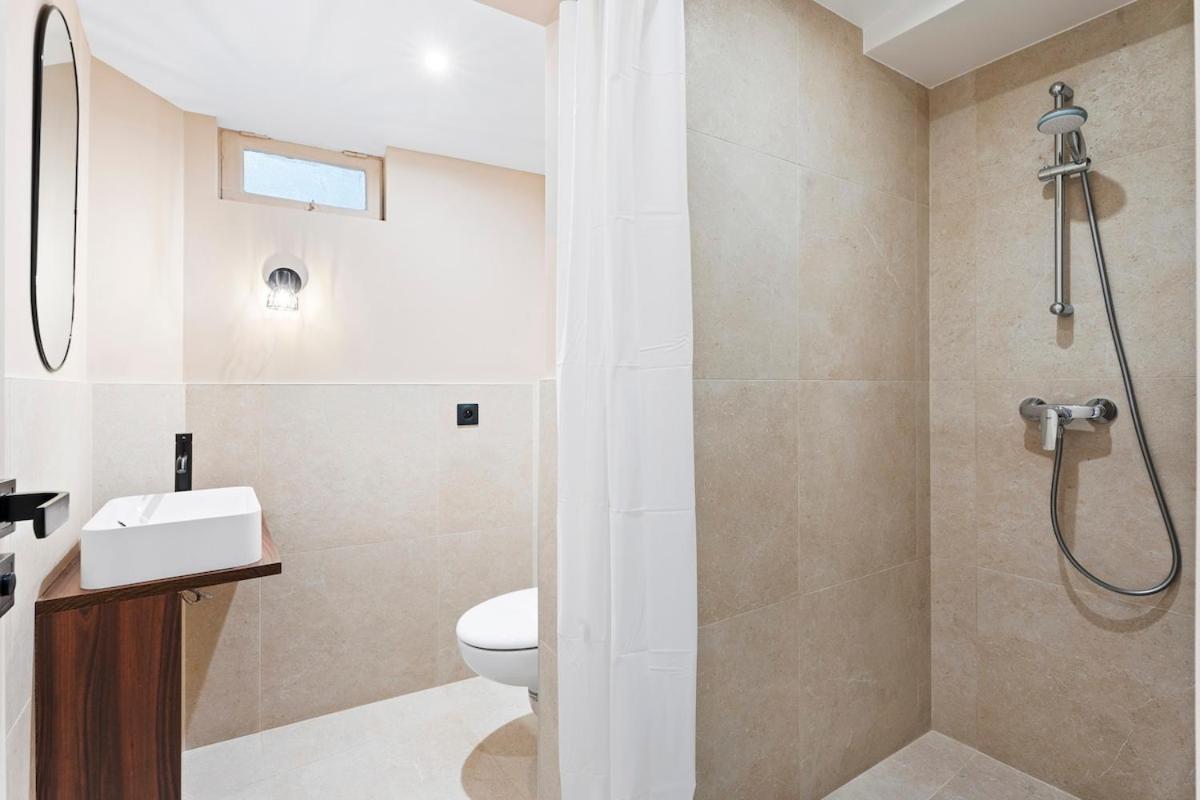 Hébergement de vacances Loft Spacieux Pour 10 Personnes Avec Terrasse Nice
