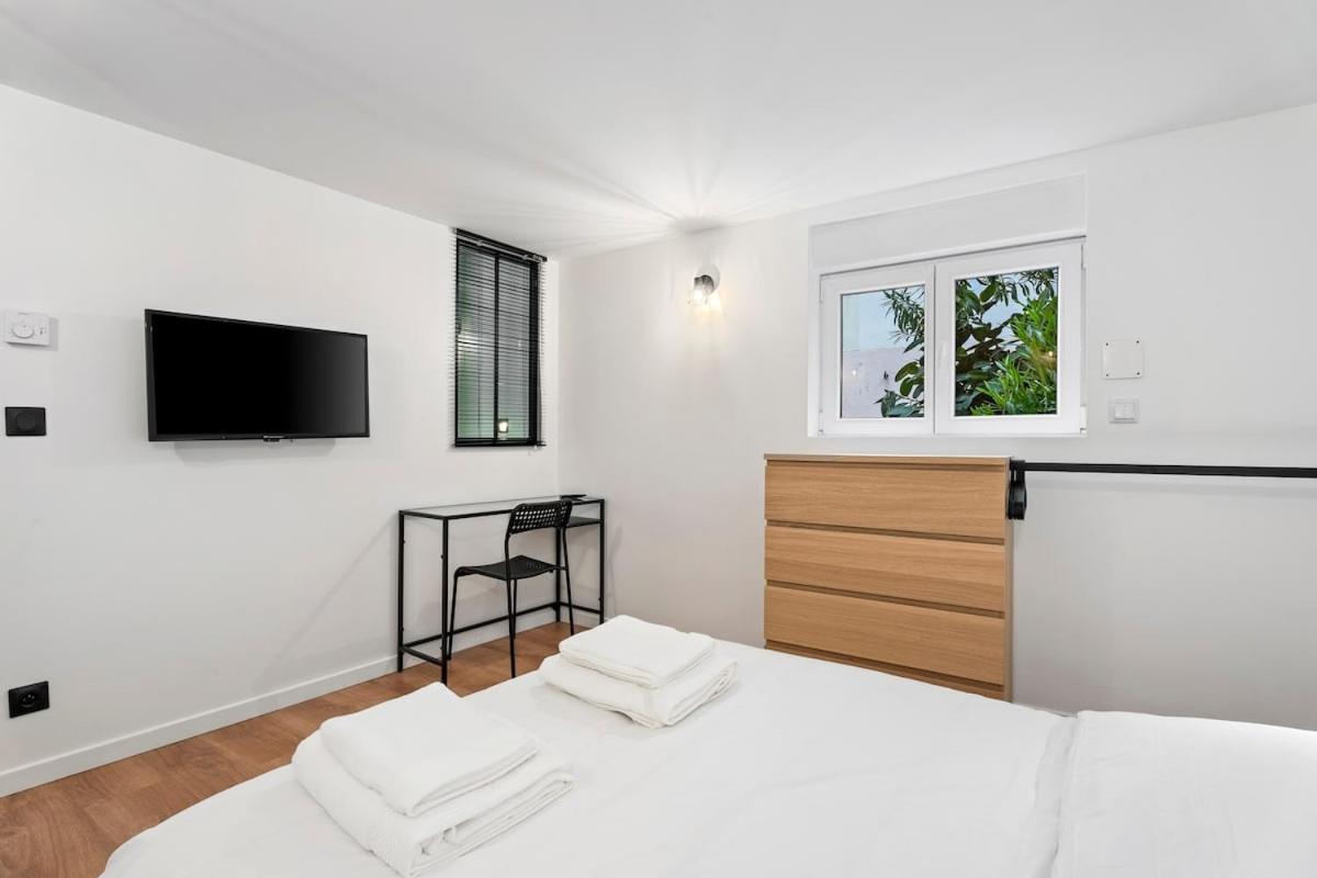 Loft Spacieux Pour 10 Personnes Avec Terrasse * Nice